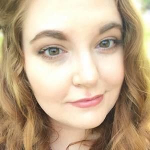 Meet your Posher, Caitlin